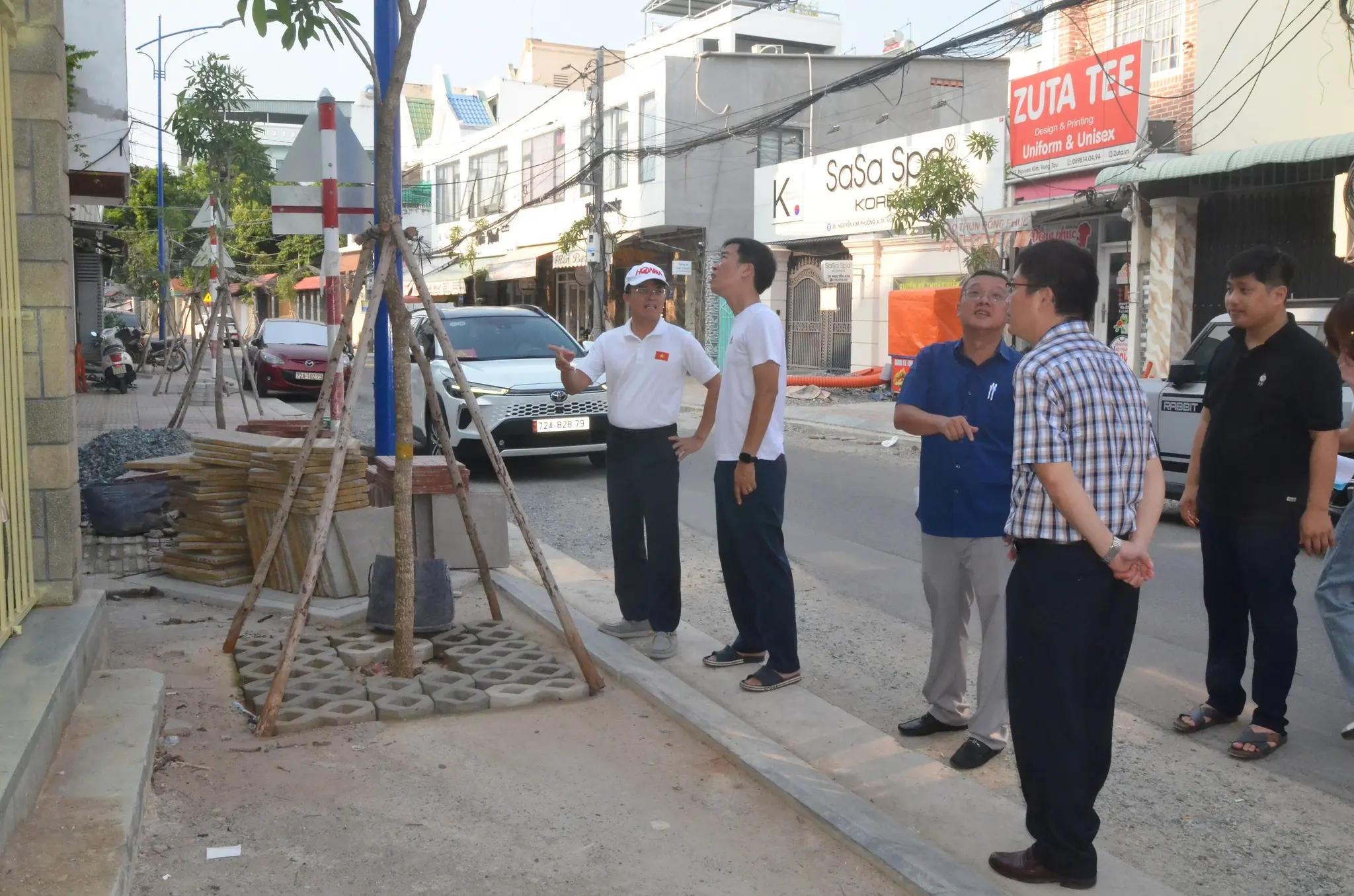 đường Cô Giang và Nguyễn Kim
